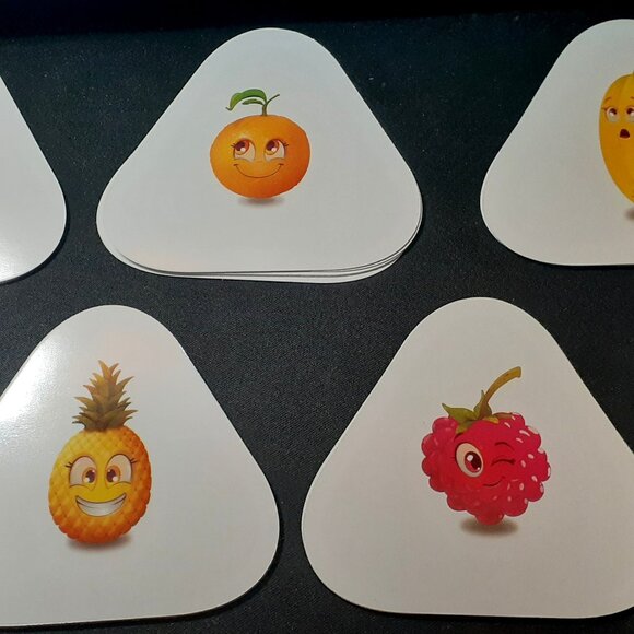 Fast Flip Matching Game by Blue Orange - No Tokens - Great Learning Tool!! - Picture 6 of 8